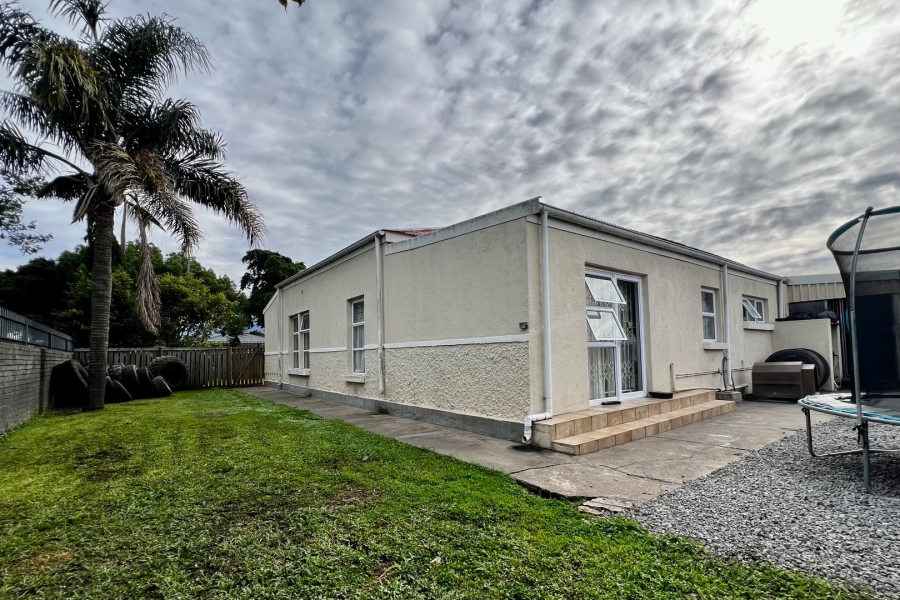 6 Bedroom Property for Sale in George Central Western Cape